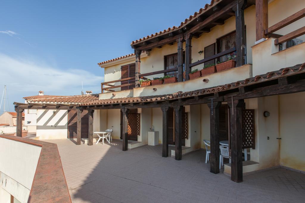 Porto Ottiolu Resort Exterior photo